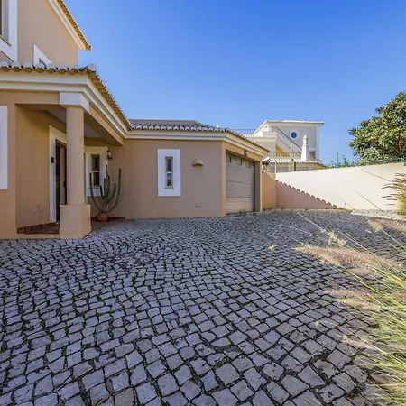 Casa Brasil By